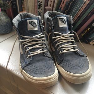 Vans high top wintered sneakers, blue and gray
